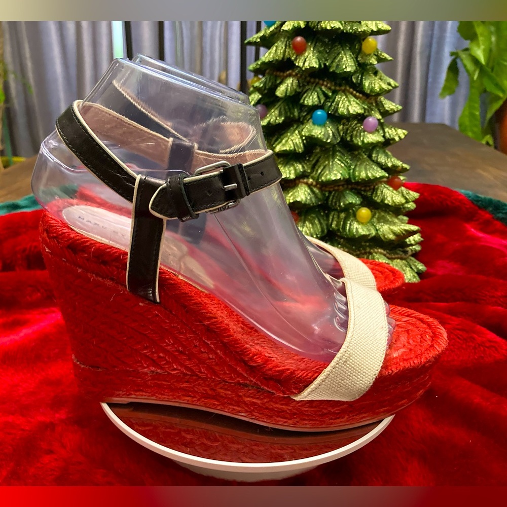 ♥️ MARC By MARC JACOBS ♥️ Made in 🇪🇸 Size 37. Christmas Island Style 🏝️